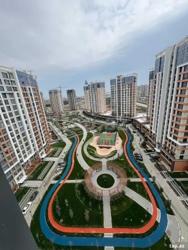 Kirayə verilir 3 otaqlı yeni tikili 90 m²