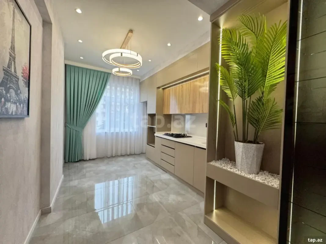 Satılır 2 otaqlı yeni tikili 82 m²