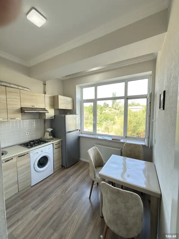 Kirayə verilir 1 otaqlı yeni tikili 45 m²
