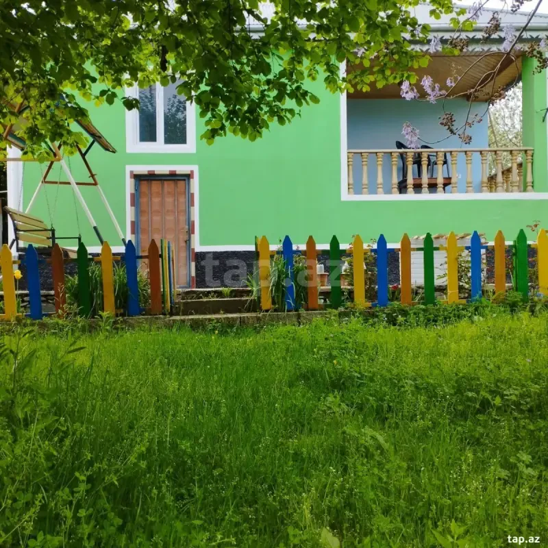 Kirayə verilir 3 otaqlı həyət evi 90 m²