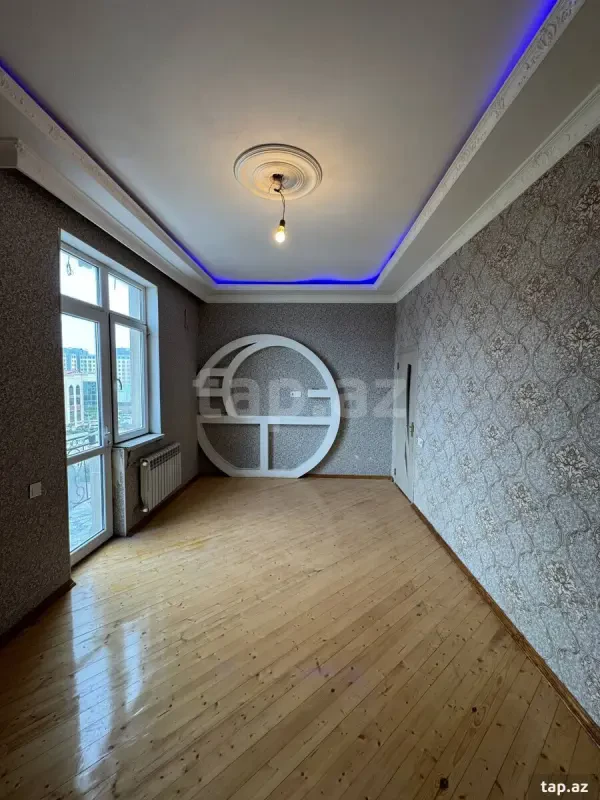 Satılır 3 otaqlı yeni tikili 83 m²