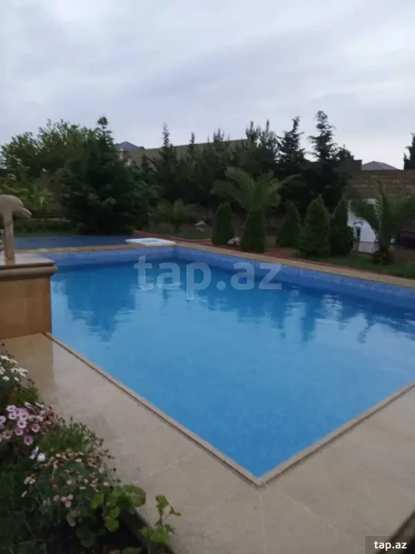 Kirayə verilir 5 otaqlı həyət evi 250 m²