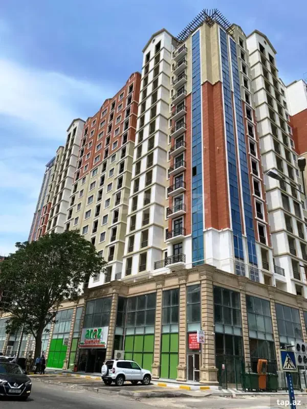 Satılır 3 otaqlı yeni tikili 85 m²