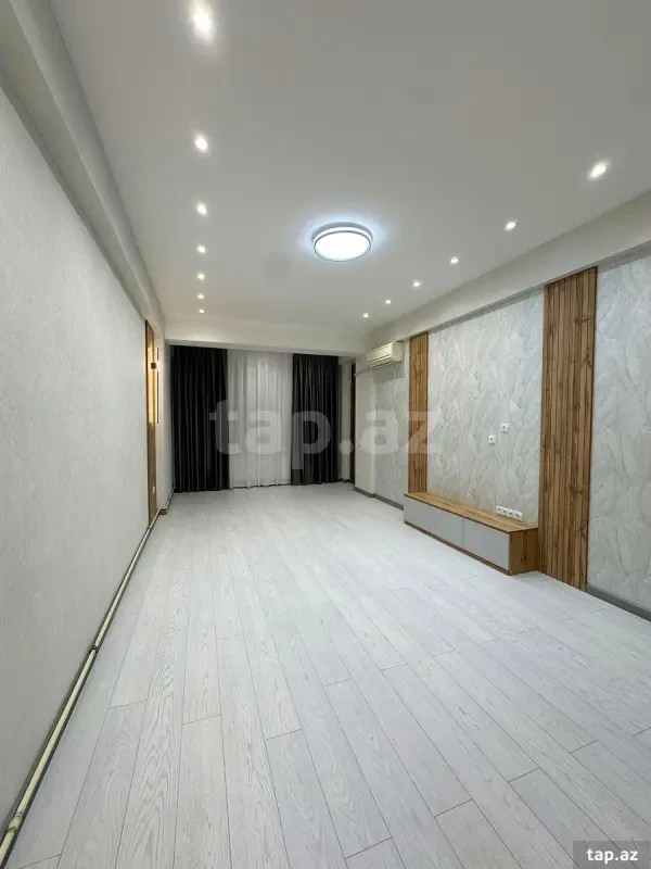 Satılır 2 otaqlı yeni tikili 70 m²