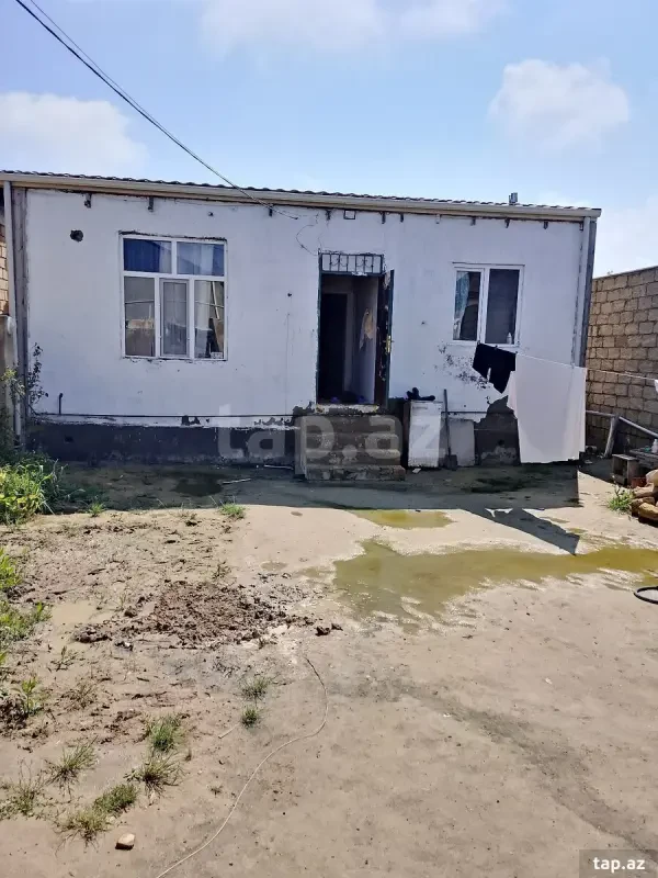 Satılır 3 otaqlı həyət evi 67 m²