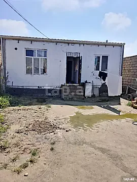 Satılır 3 otaqlı həyət evi 67 m² — Bakı 3 otaq 67.00 m²