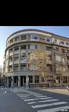 Kirayə verilir 4 otaqlı mənzil 100 m² — Bakı, Sahil qəs. 4 otaq 100.00 m²