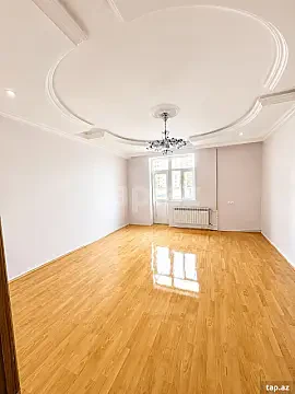 Satılır 3 otaqlı yeni tikili 130 m² — Bakı, İnşaatçılar 3 otaq 130.00 m²