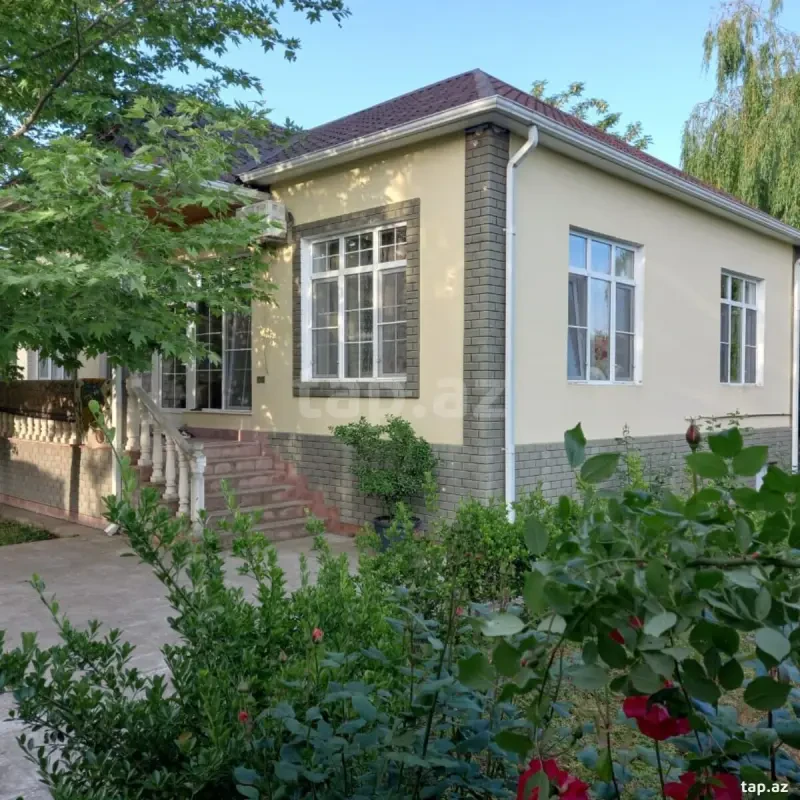 Kirayə verilir 3 otaqlı həyət evi 170 m²