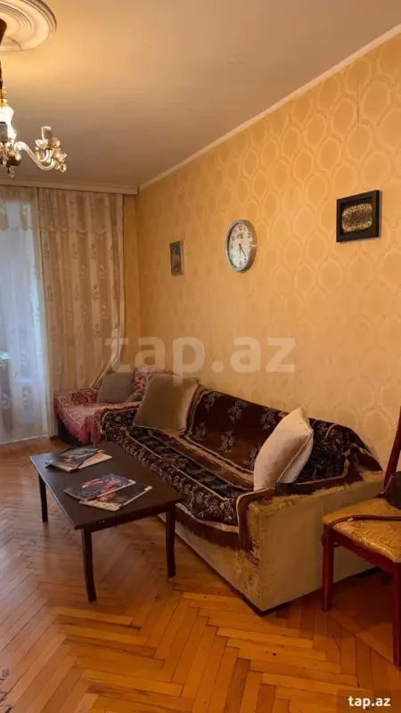 Kirayə verilir 2 otaqlı mənzil 60 m²