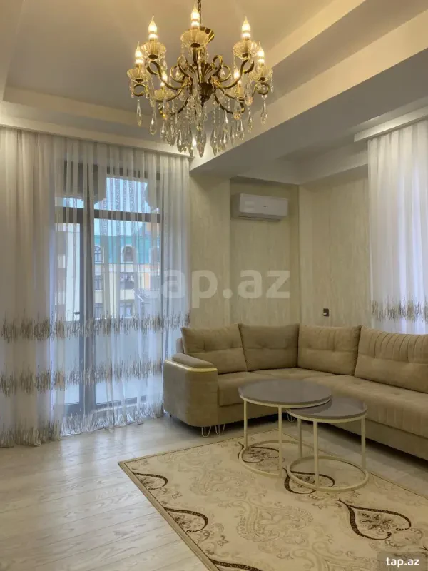 Kirayə verilir 2 otaqlı yeni tikili 80 m²