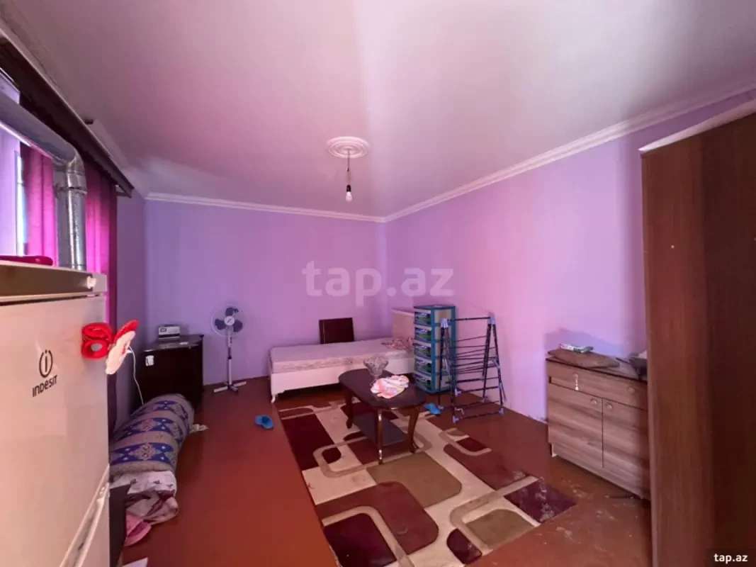 Satılır 1 otaqlı həyət evi 45 m²