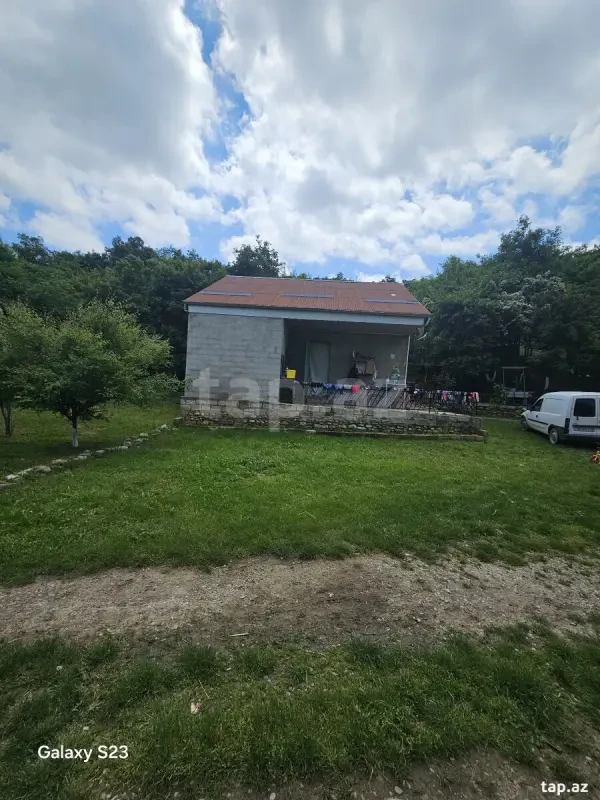 Satılır 3 otaqlı həyət evi 100 m²