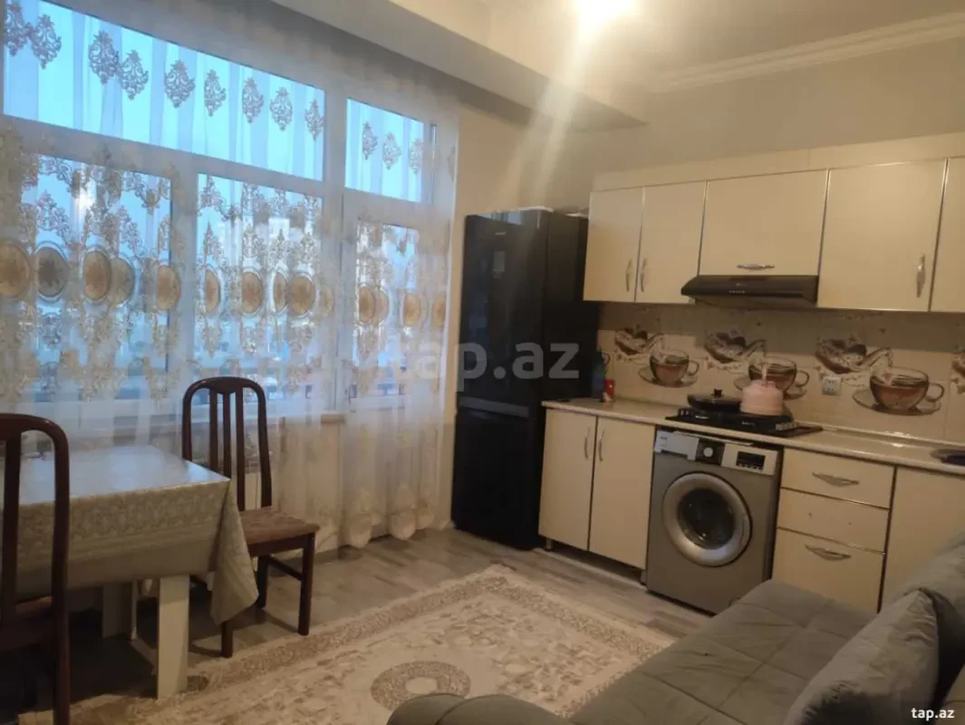 Kirayə verilir 2 otaqlı mənzil 50 m²