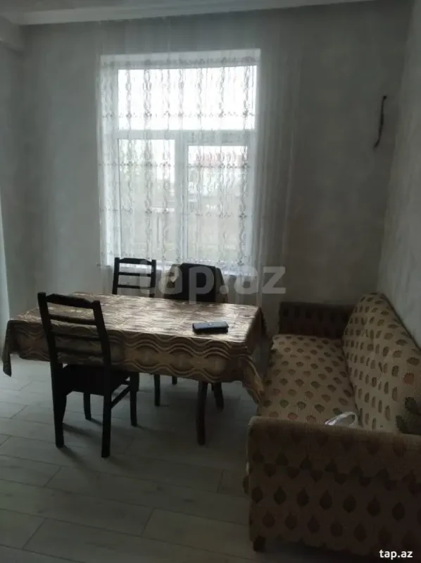 Kirayə verilir 2 otaqlı yeni tikili 49 m²