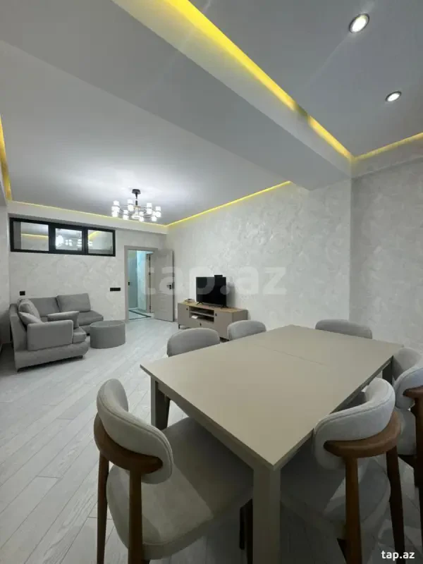 Kirayə verilir 2 otaqlı yeni tikili 62 m²