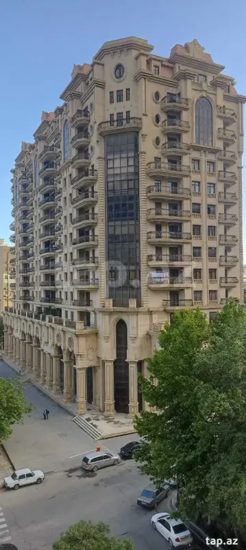 Satılır 4 otaqlı yeni tikili 237 m²