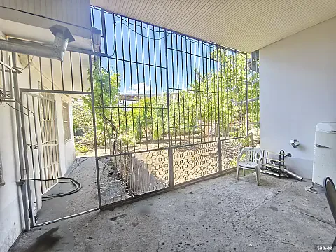 Satılır 7 otaqlı həyət evi 200 m² — Gəncə 7 otaq 200.00 m²