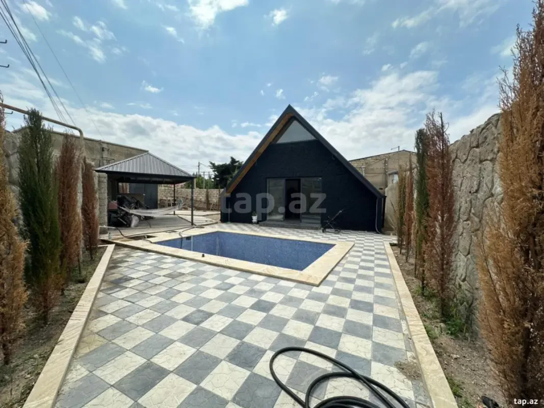 Satılır 2 otaqlı həyət evi 89 m²