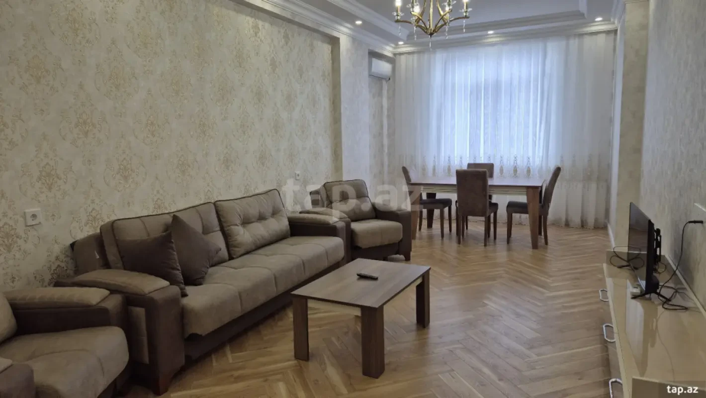 Kirayə verilir 3 otaqlı yeni tikili 100 m²