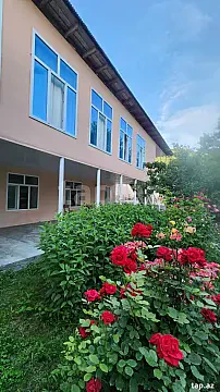 Kirayə verilir 6 otaqlı həyət evi 600 m² — Şəki 6 otaq 600.00 m²