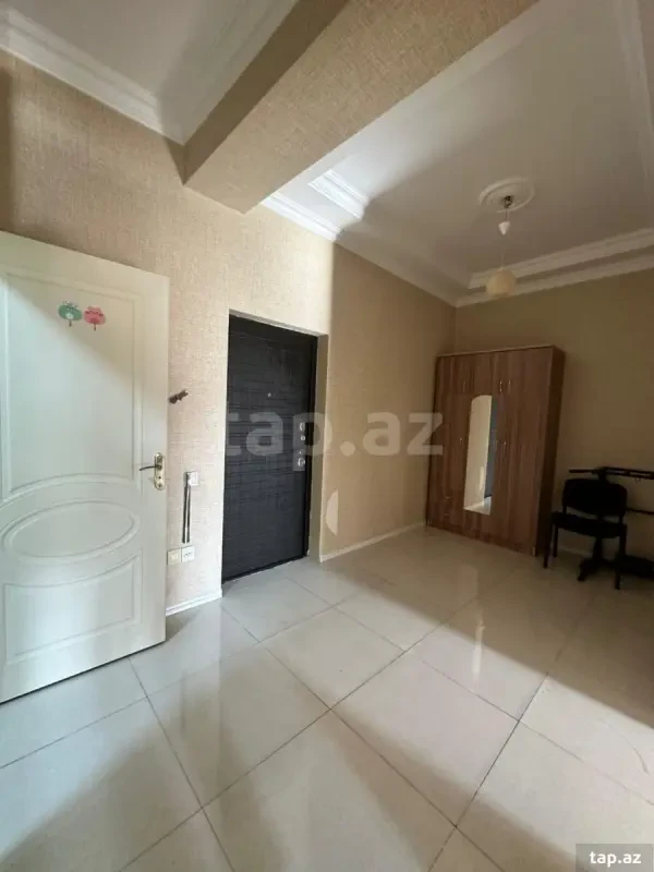 Kirayə verilir 2 otaqlı yeni tikili 65 m²