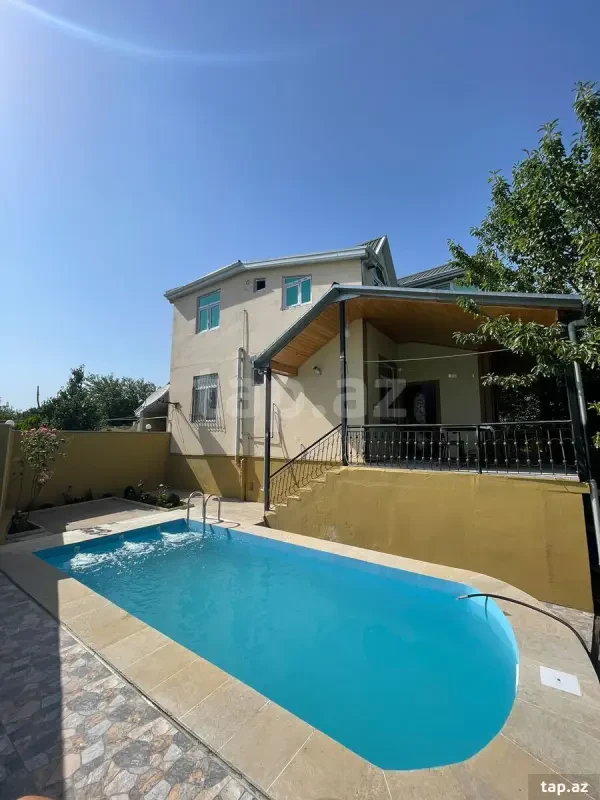 Kirayə verilir 5 otaqlı həyət evi 100 m²