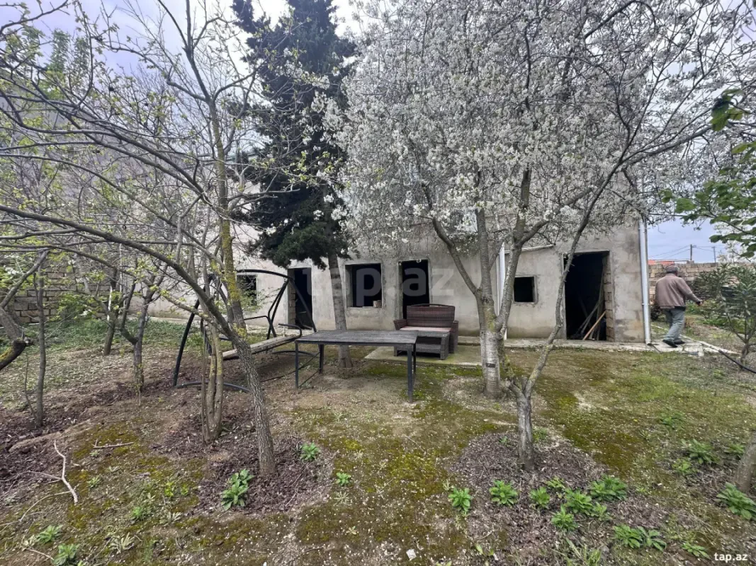 Satılır 5 otaqlı həyət evi 120 m²