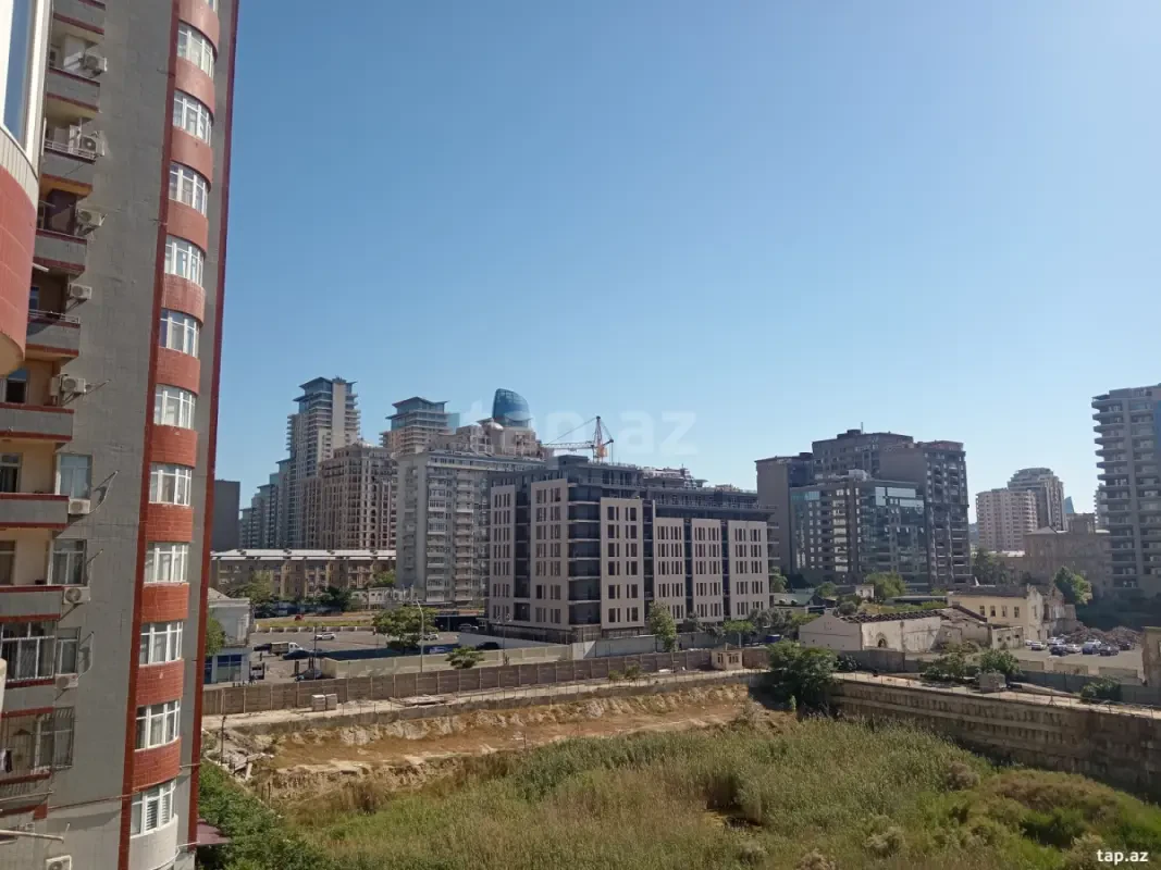 Kirayə verilir 3 otaqlı yeni tikili 105 m²
