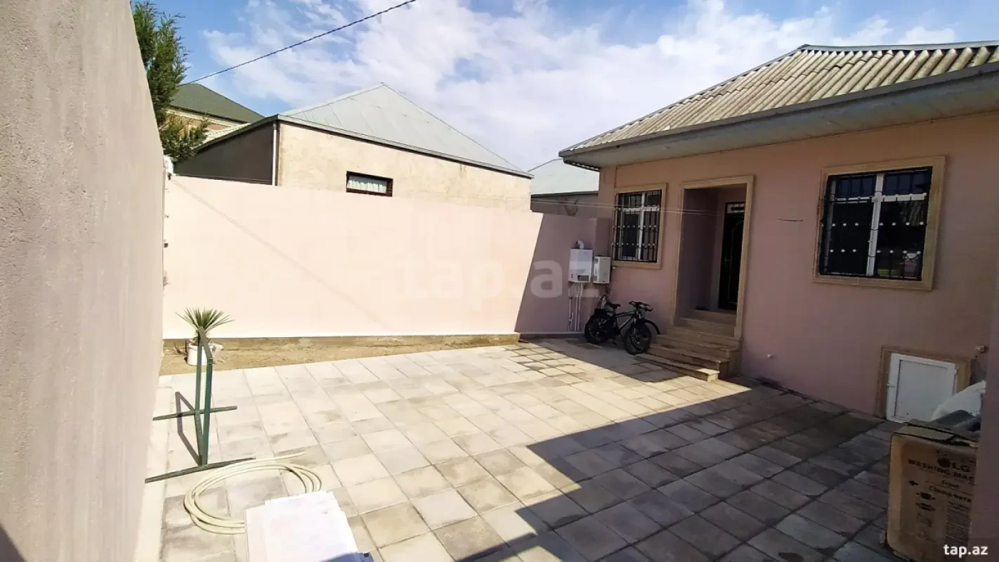 Satılır 3 otaqlı həyət evi 64 m²