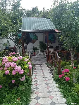Kirayə verilir 3 otaqlı həyət evi 110 m² — Qax 3 otaq 110.00 m²
