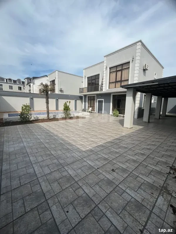 Kirayə verilir 4 otaqlı həyət evi 180 m²