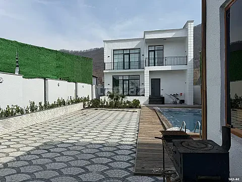 Kirayə verilir 4 otaqlı həyət evi 180 m² — Qəbələ 4 otaq 180.00 m²