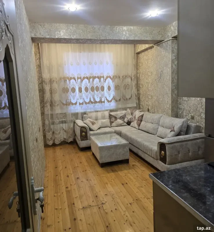 Kirayə verilir 1 otaqlı yeni tikili 48 m²