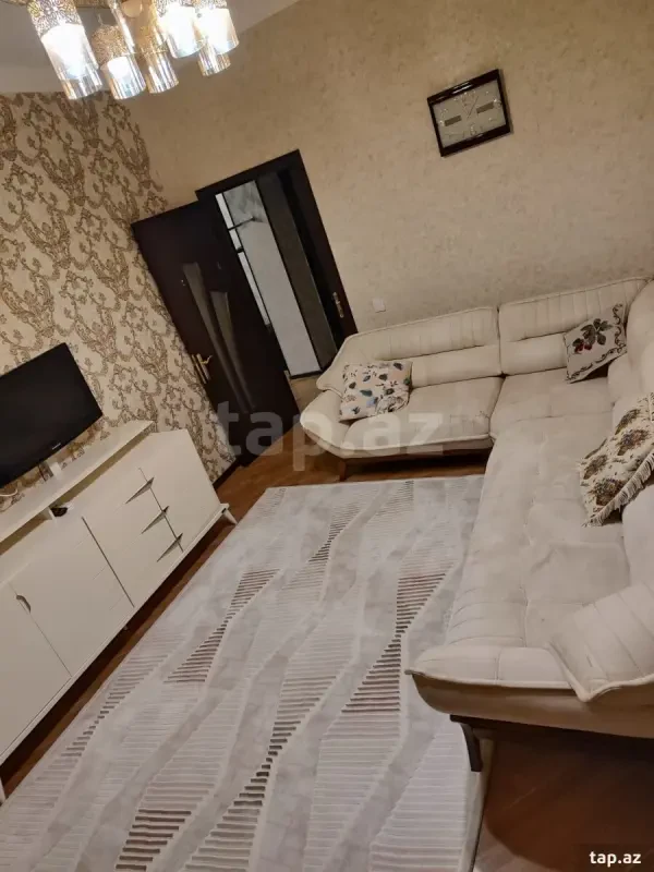 Kirayə verilir 3 otaqlı yeni tikili 86 m²