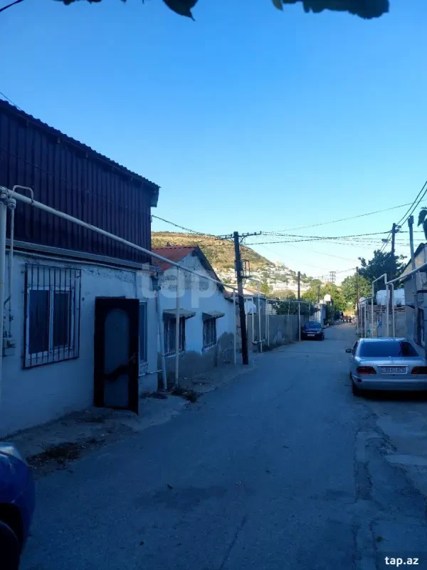 Satılır 4 otaqlı həyət evi 110 m²