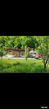 Kirayə verilir 3 otaqlı həyət evi 150 m² — Qax 3 otaq 150.00 m²