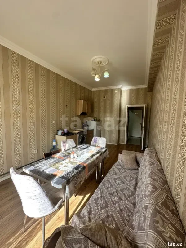Kirayə verilir 2 otaqlı yeni tikili 65 m²