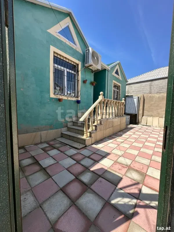 Satılır 3 otaqlı həyət evi 75 m²