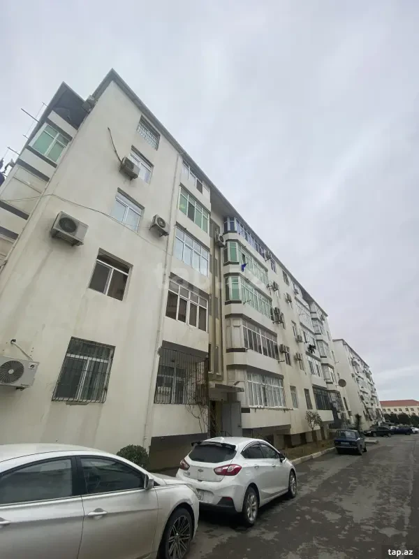 Satılır 3 otaqlı yeni tikili 72 m²