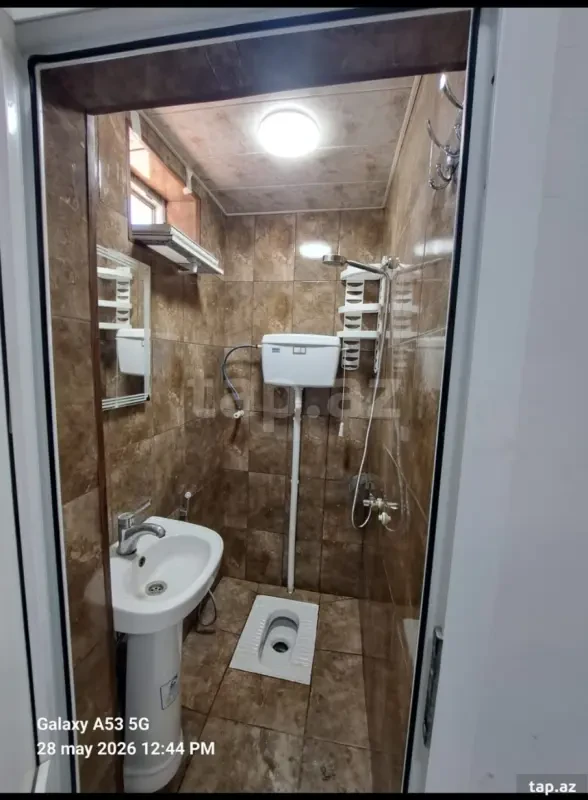 Kirayə verilir 1 otaqlı həyət evi 30 m²