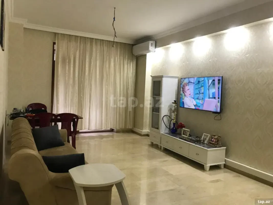 Satılır 3 otaqlı yeni tikili 90 m²