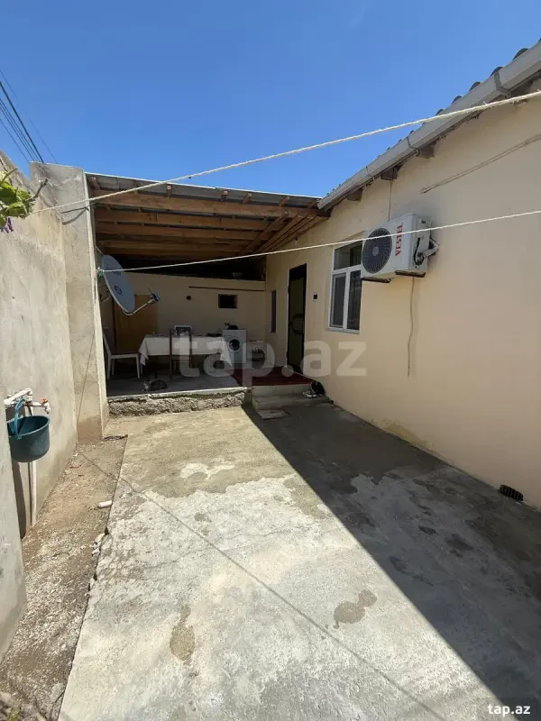 Satılır 2 otaqlı həyət evi 65 m²