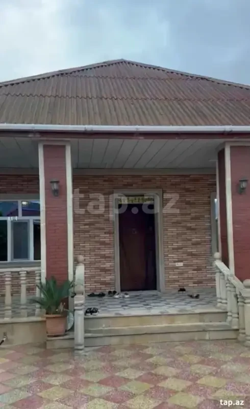 Satılır 4 otaqlı həyət evi 110 m²
