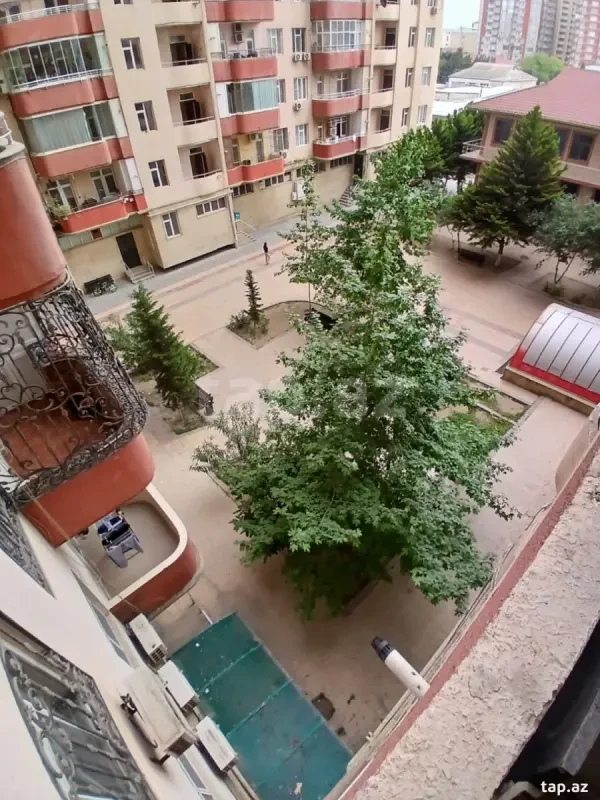 Kirayə verilir 2 otaqlı yeni tikili 100 m²