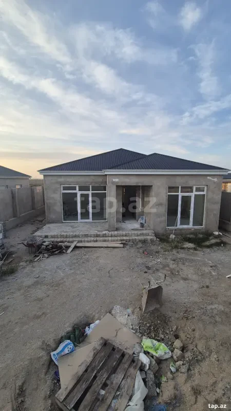 Satılır 3 otaqlı həyət evi 110 m²
