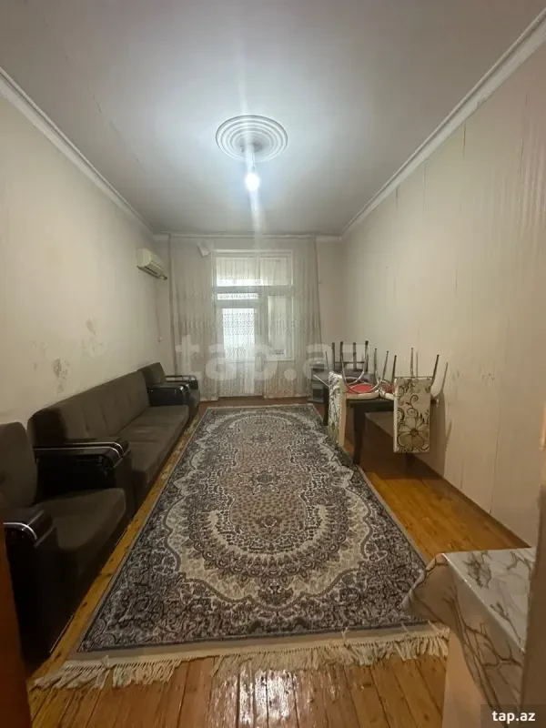Kirayə verilir 2 otaqlı mənzil 50 m²