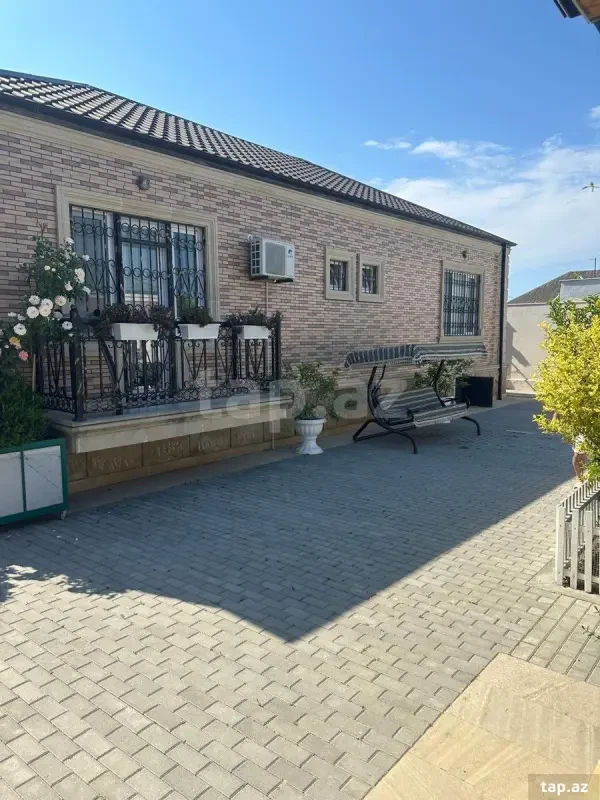 Kirayə verilir 4 otaqlı həyət evi 160 m²