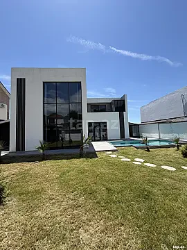 Kirayə verilir 4 otaqlı həyət evi 250 m² — Qəbələ 4 otaq 250.00 m²
