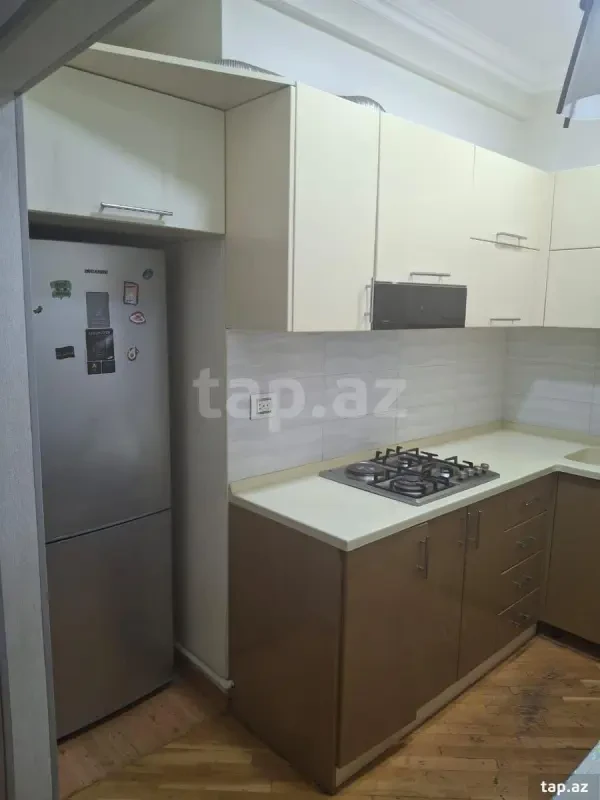 Kirayə verilir 2 otaqlı yeni tikili 50 m²